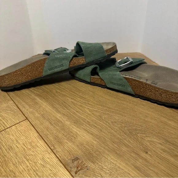 Birkenstock Siena Green Suede Sandals - Picture 6 of 7